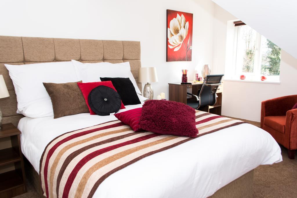 Trivelles Mayfair,stockport Extérieur photo